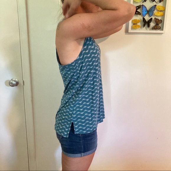 Patterned Summer Tank - Picture 3 of 4